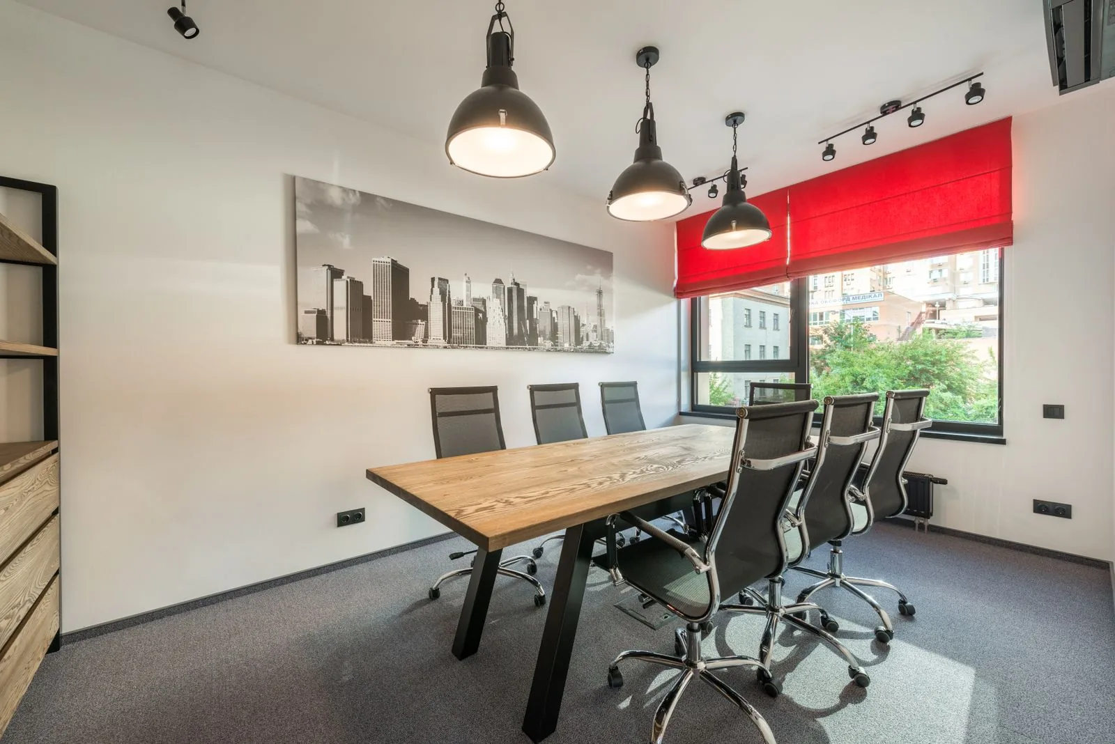 Meeting & private rooms
